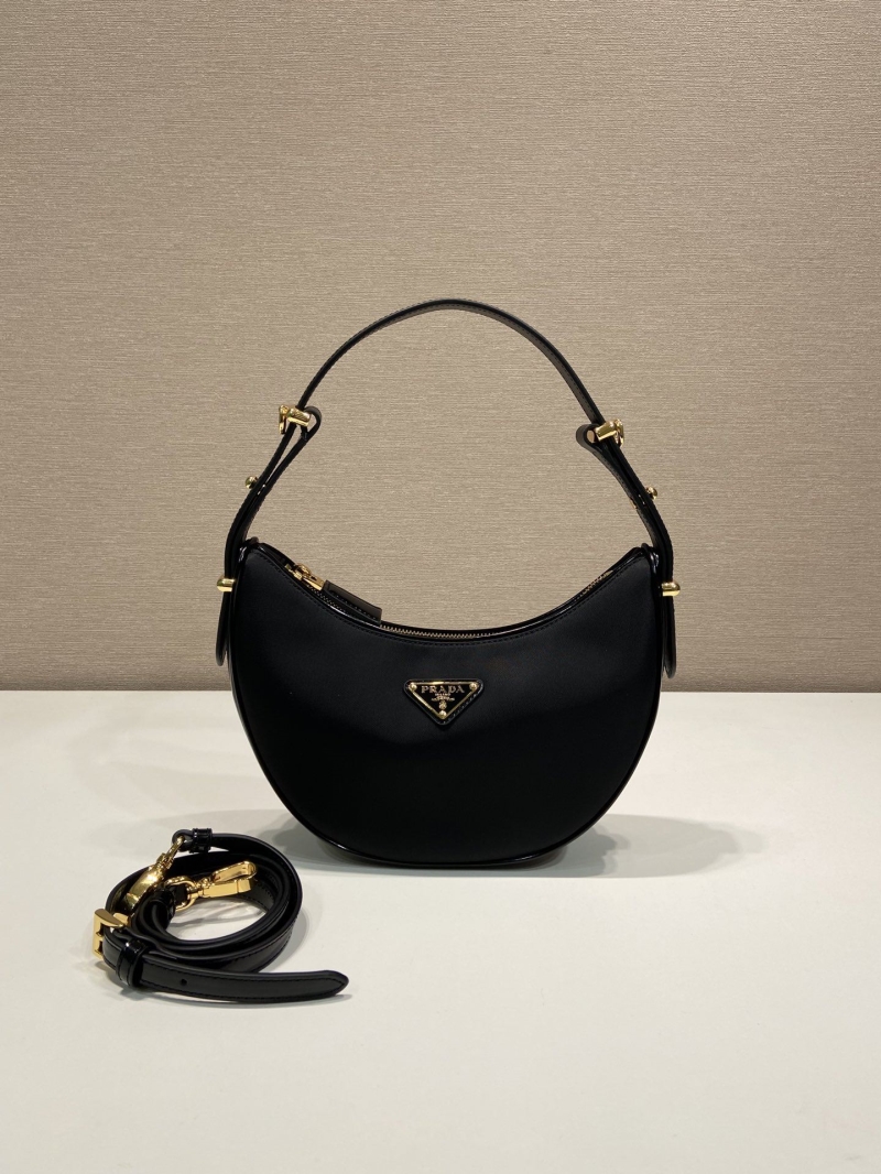 Pra*a hobo bags